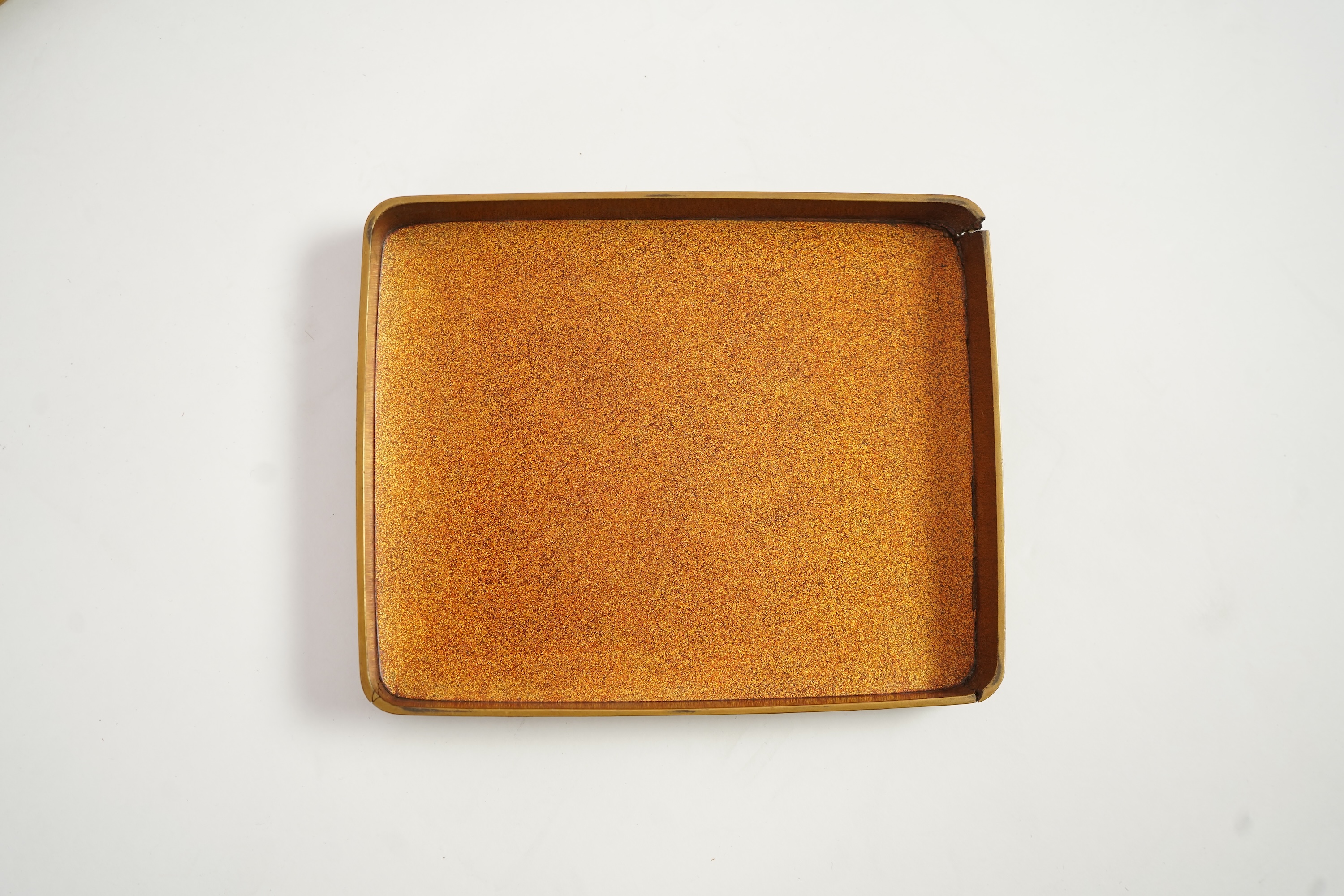 A Japanese gold lacquer ‘landscape’ box, tray and cover, 19th century